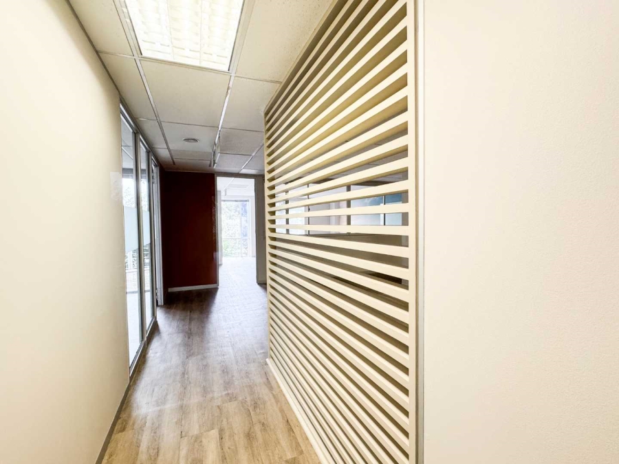 To Let Commercial Property for Rent in Mouille Point Western Cape